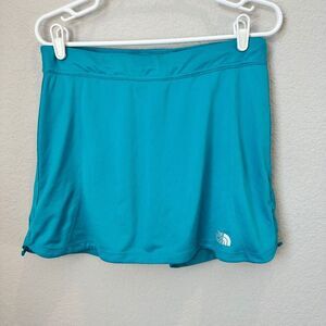 The North Face Teal Blue Stretchy Skort Skirt - Size Medium - EUC
